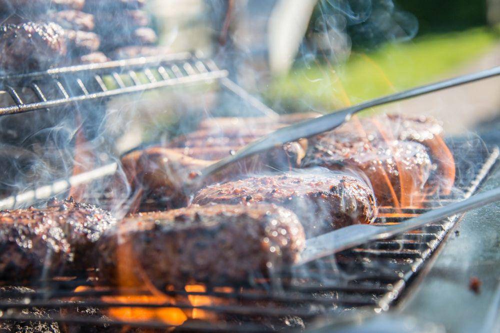 ilustrasi grilling (pexels.com/ Skitterphoto)