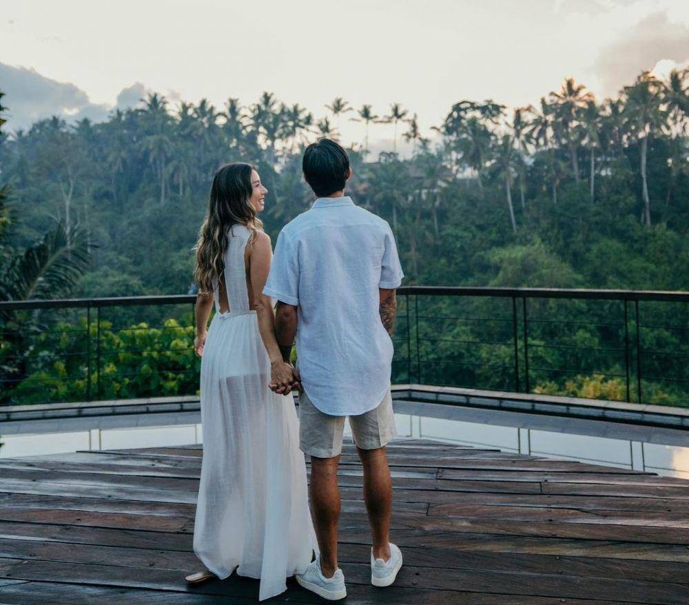 potret Irfan Bachdim dan Jennifer (instagram.com/jenniferbachdim)