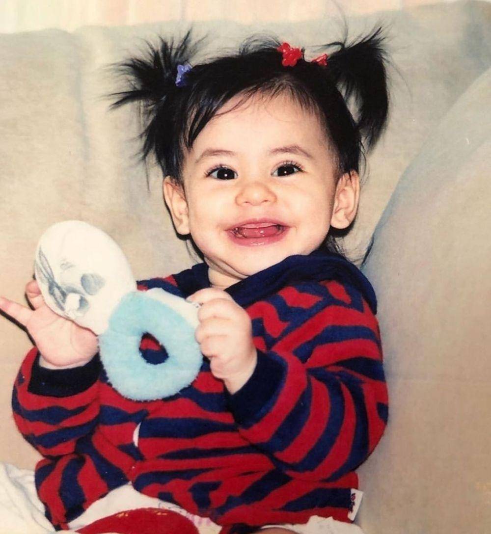 potret masa kecil Valerie Thomas (instagram.com/valerieethomas)