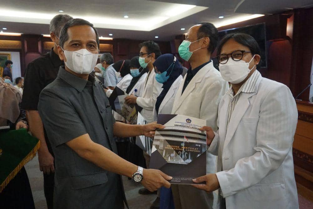 Menanti 20 Tahun, Keinginan 48 Dosen FK Unila Miliki NIDK Terkabul