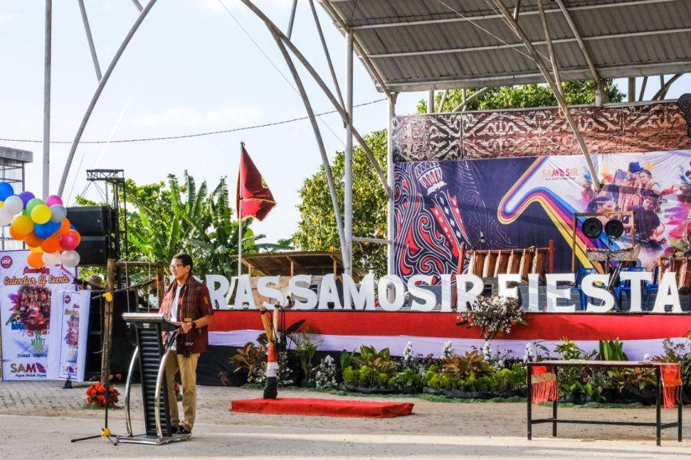 Menparekraf, Sandiaga Uno dalam Horas Samosir Fiesta. (Dok Kemenparekraf)