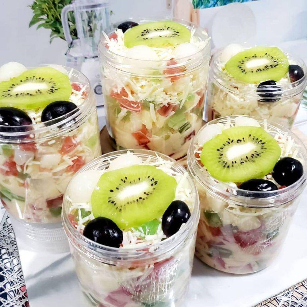 salad buah (instagram.com/my.kitchen.jakarta)