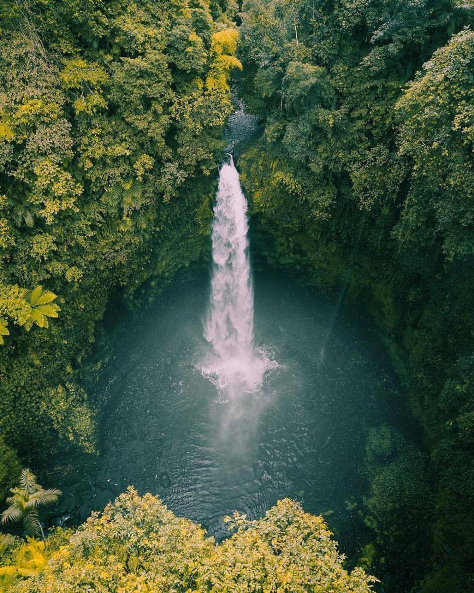potret pesona Air Terjun Nungnung (instagram.com/sudarma_55)
