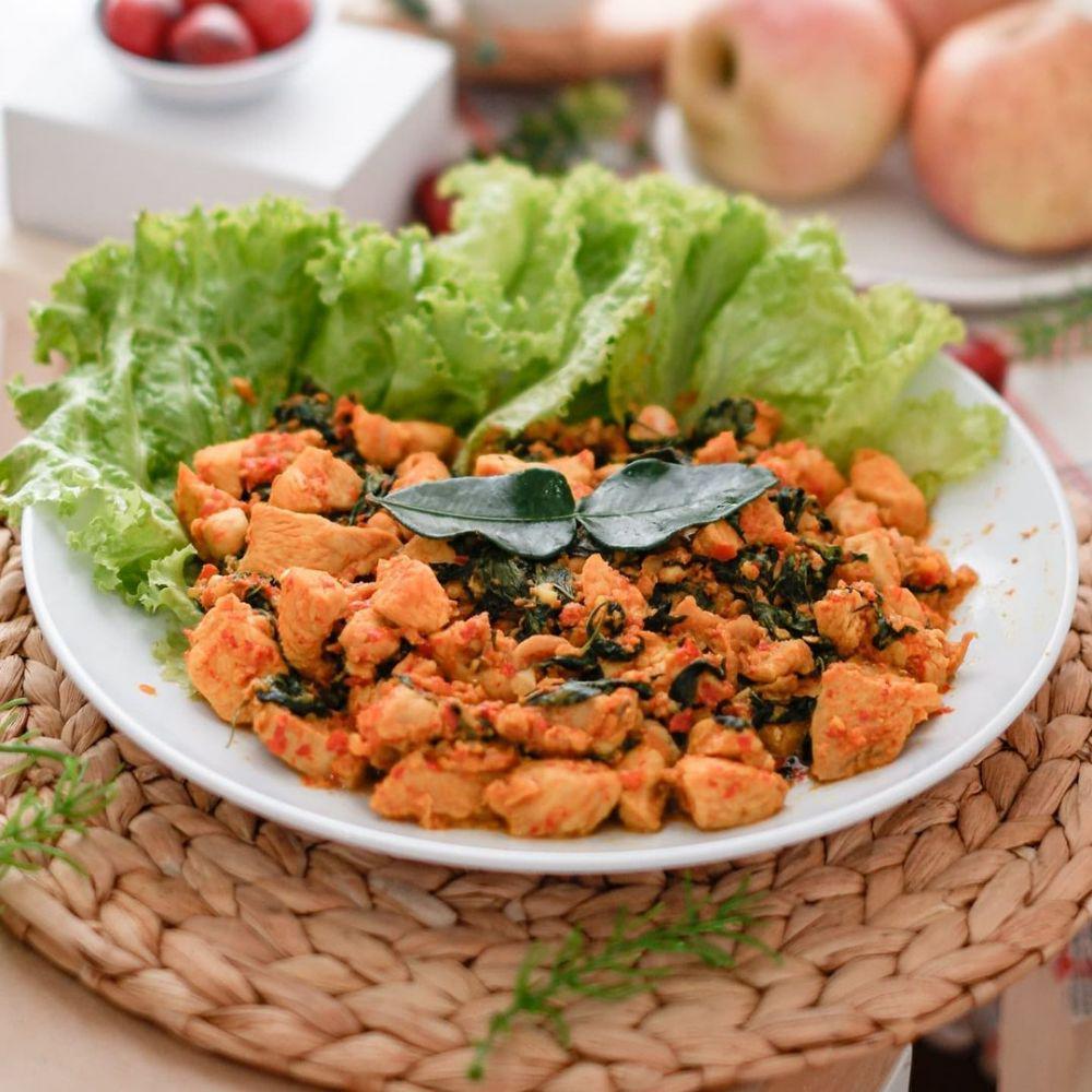 Resep Ayam Rica-rica Kemangi, Inspirasi Menu Makan yang Endeus!