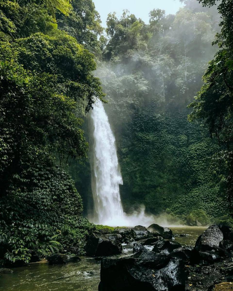 potret pesona Air Terjun Nungnung (instagram.com/mandapareserve)