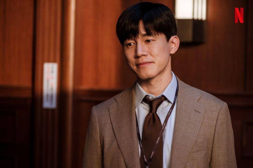 Kim Moo Yeol di serial Juvenile Justice. (instagram.com/netflixkr)