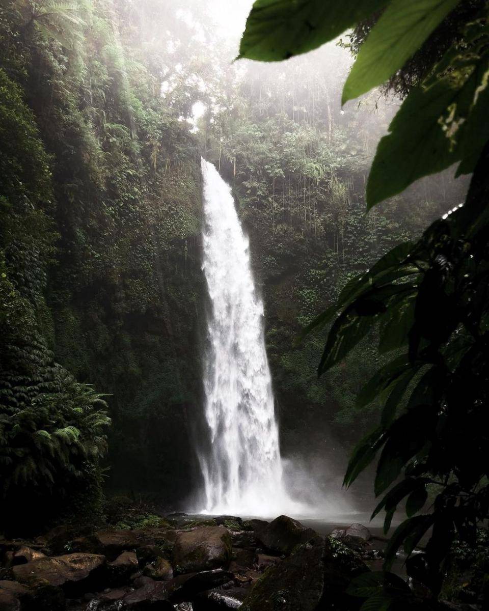 potret pesona Air Terjun Nungnung (instagram.com/manuel.visuals)