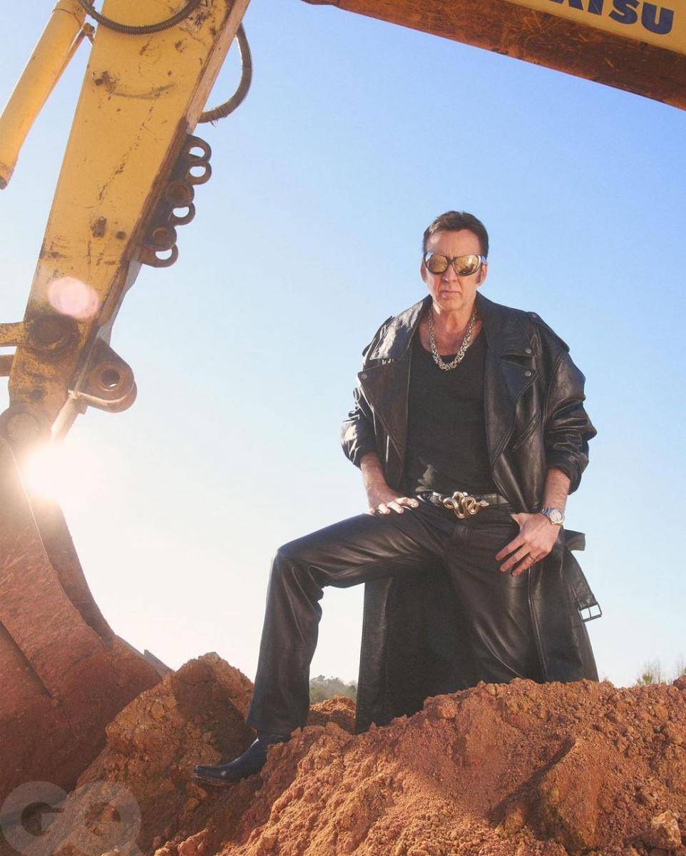 Nicolas Cage dalam GQ Magazine (instagram.com/gq)