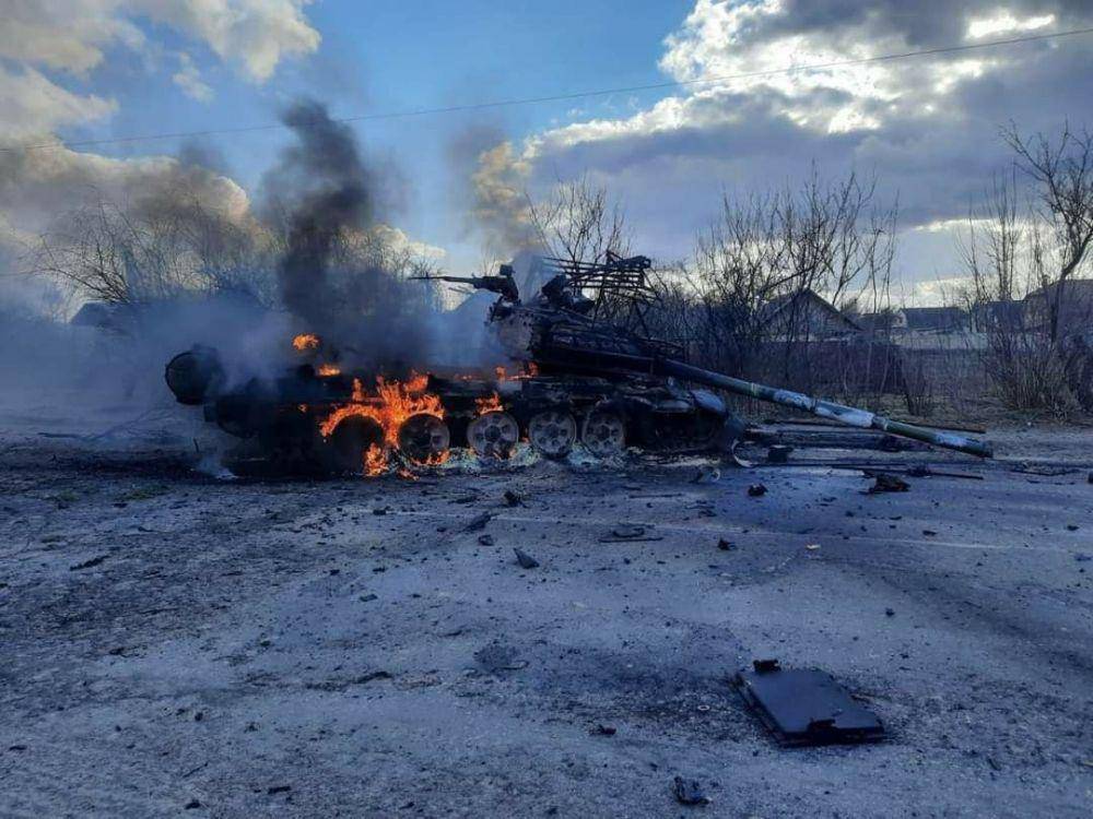 T-72 Rusia hancur berkeping-keping setelah diterjang Javelin di Ukraina (twitter.com/eskelinen_antti)