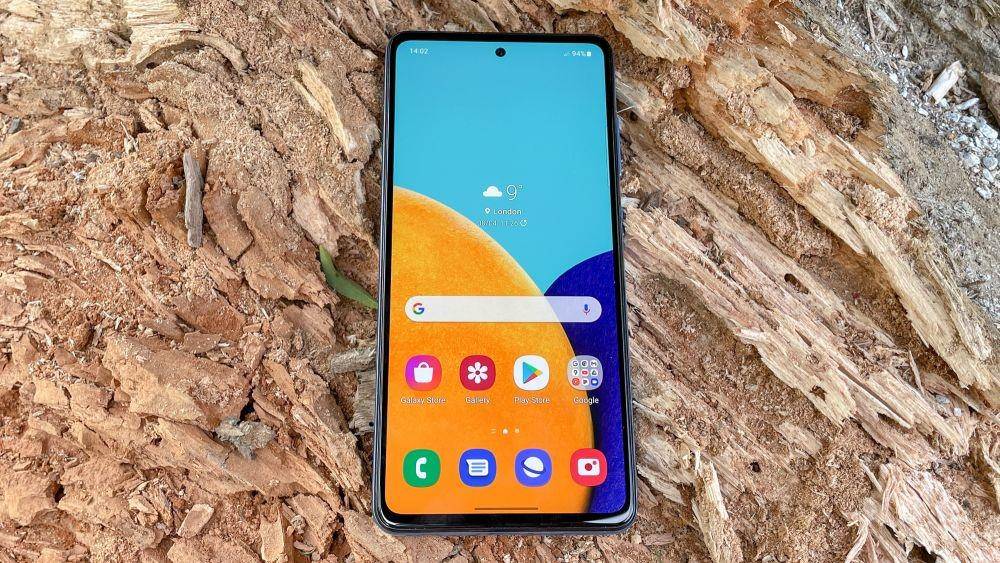 ilustrasi Samsung Galaxy A52s 5G (tomsguide.com)