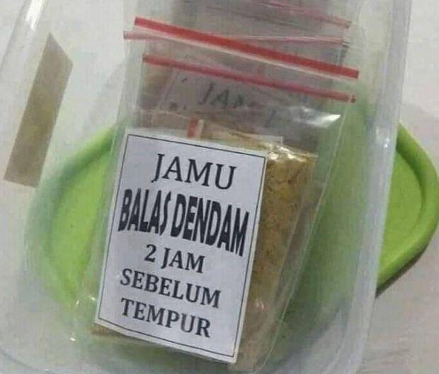 nama nyeleneh makanan (instagram.com/wkwklandreal)