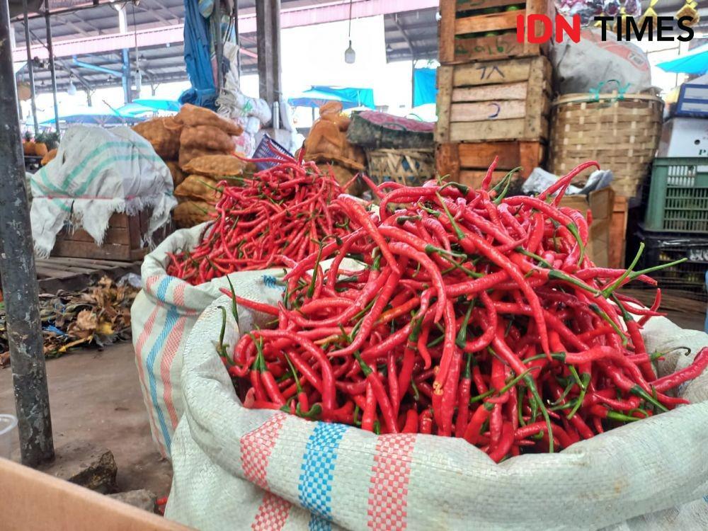 Sepekan Jelang Ramadan, Harga Cabai dan Bawang Merah di Medan Turun