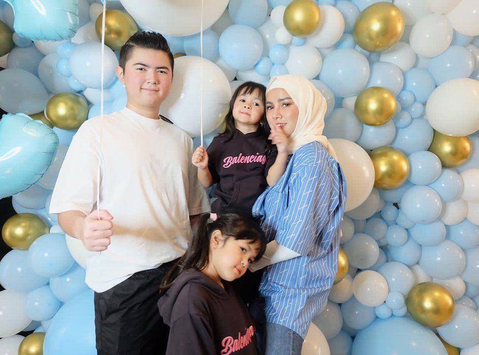 potret Sean Michael Alexander dan keluarga (instagram.com/ollaramlan)