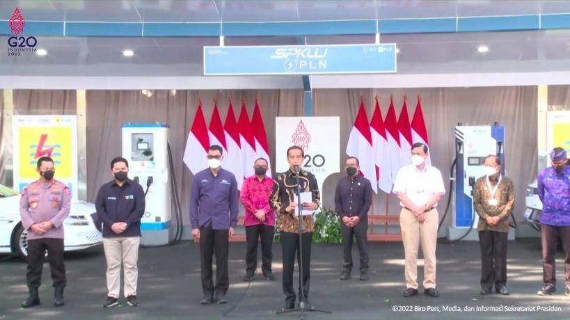 Presiden Jokowi Resmikan Stasiun Pengisian Kendaraan Listrik Umum Ultra Fast Charging PLN (youtube.com/Sekretariat Presiden)