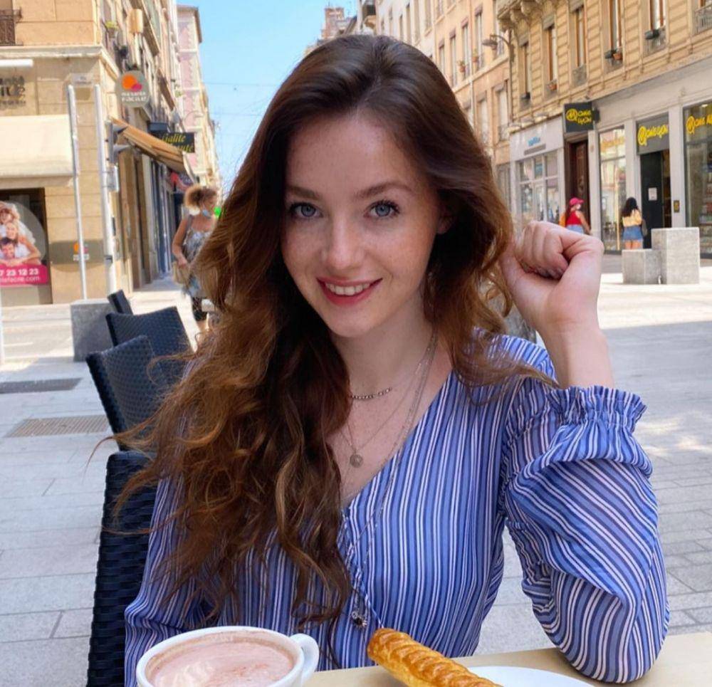 Melissa Rae (instagram.com/melissafionarae)