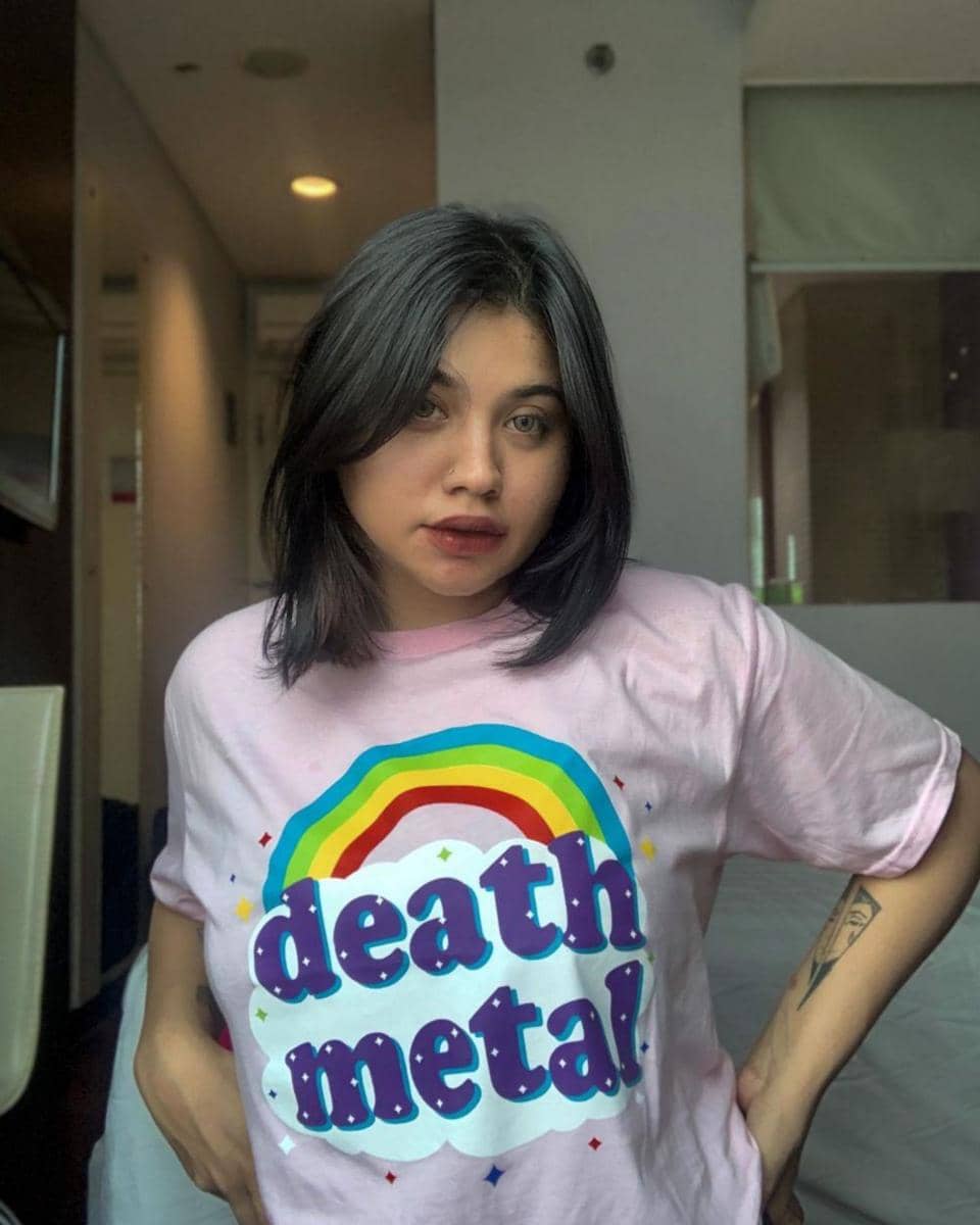 Biodata dan Profil Dea OnlyFans | IDN Times