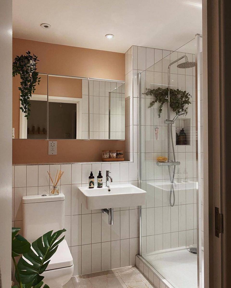 Desain Kamar Mandi Minimalis (instagram.com/bintabuheh)