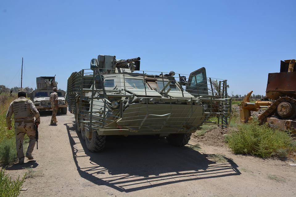 BTR-4E buatan Ukraina yang digunakan militer Irak (twitter.com/KLKAMASH2018)