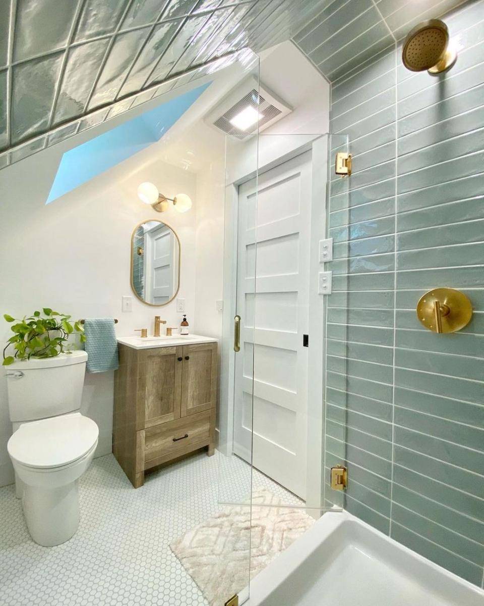 Desain Kamar Mandi Minimalis (instagram.com/waynehymerinc)