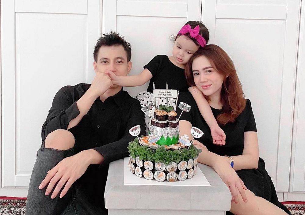keluarga Carlo Milk (instagram.com/carlomilk)
