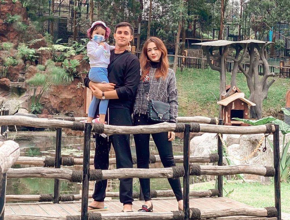keluarga Carlo Milk (instagram.com/carlomilk)