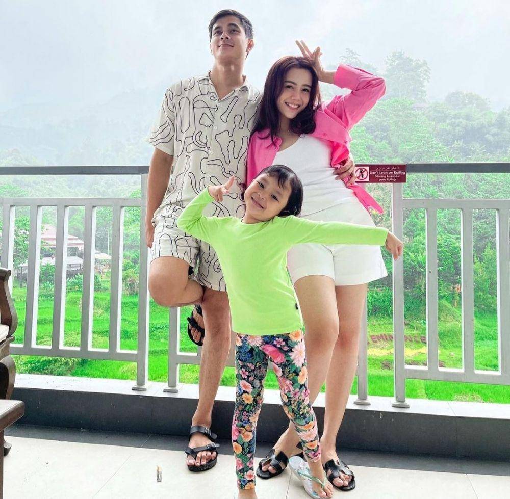 keluarga Carlo Milk (instagram.com/carlomilk)