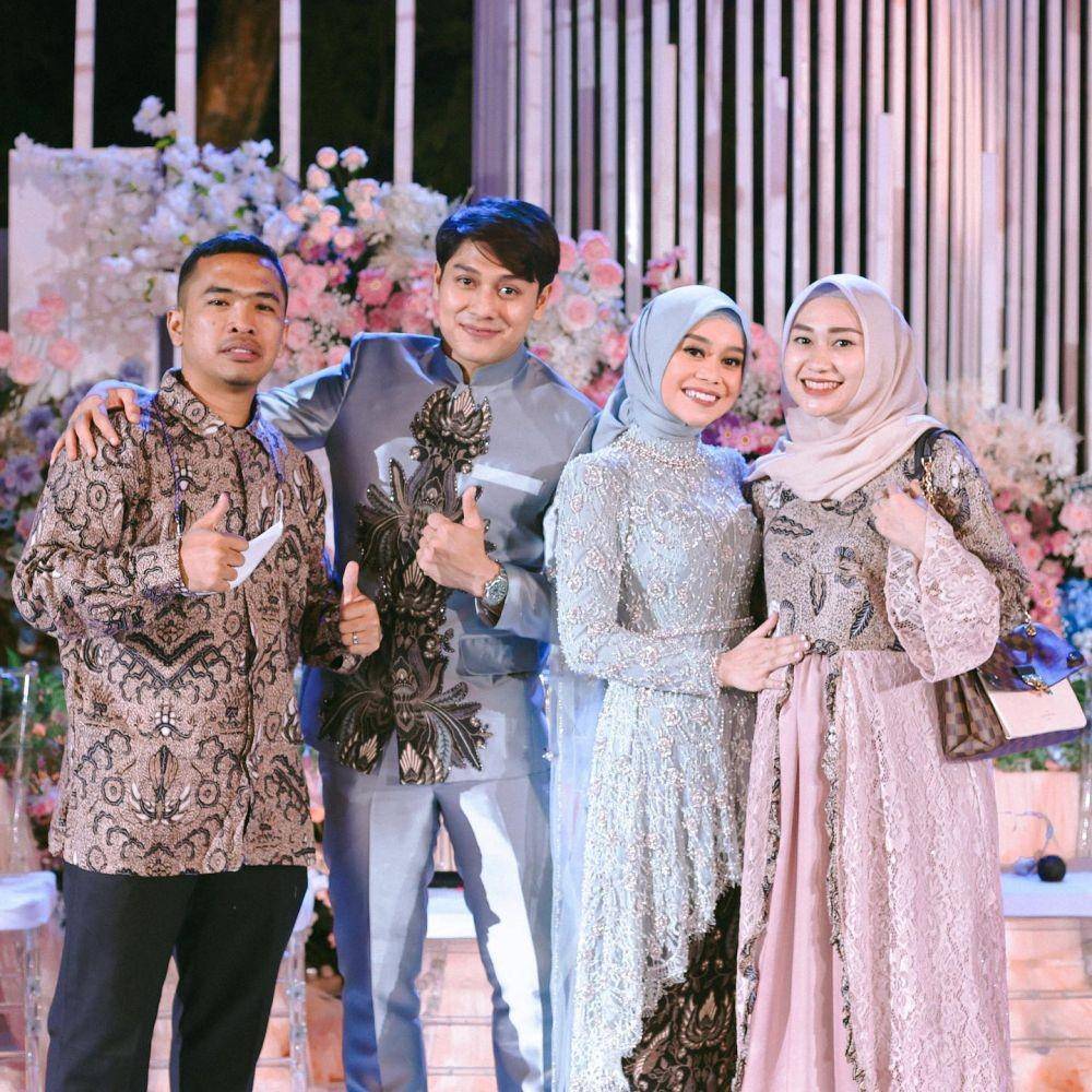 Gaya Kondangan Septia Siregar (instagram.com/septiasiregar17)