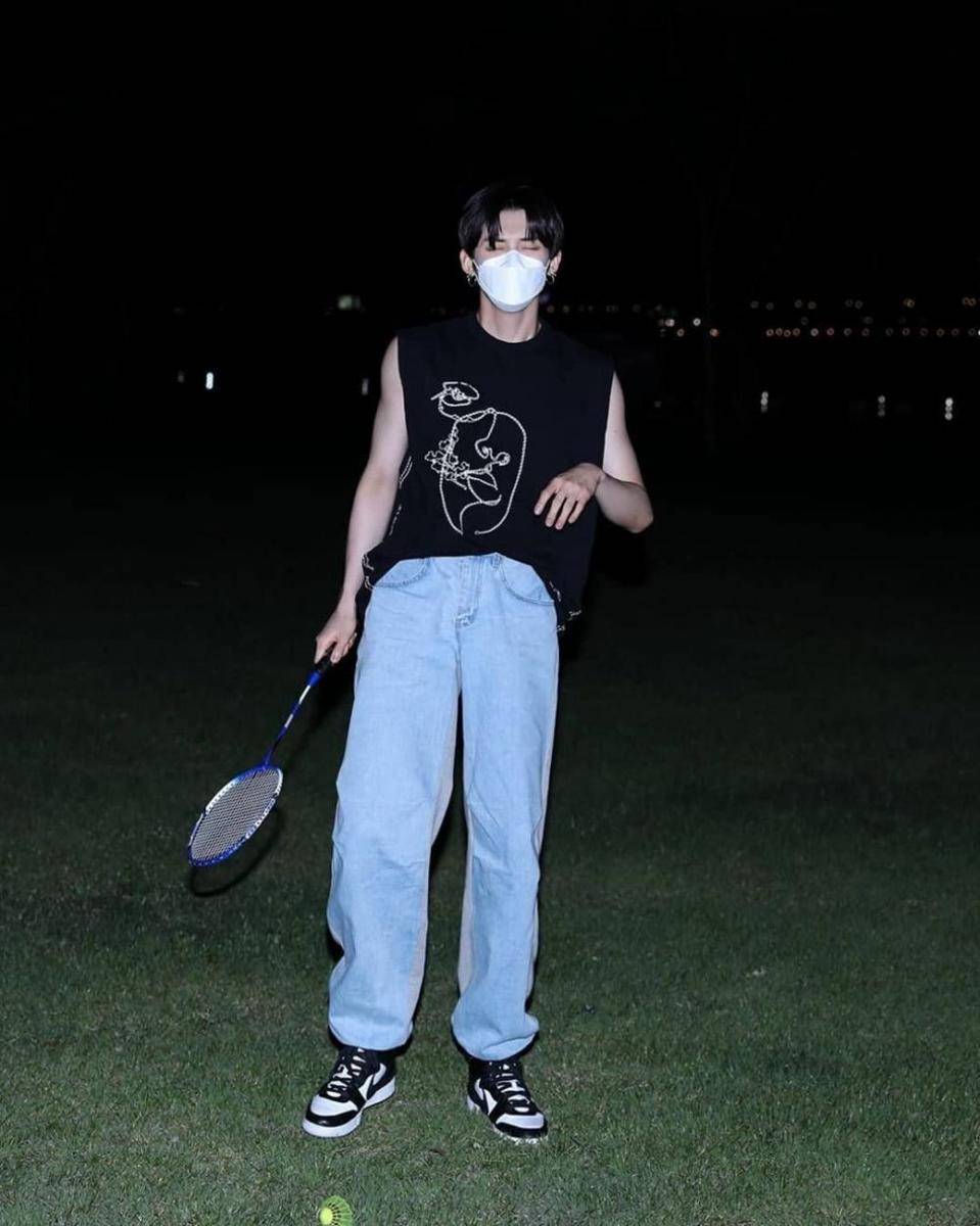 Mix and Match Jeans ala Member TXT (instagram.com/official_yeonjun)