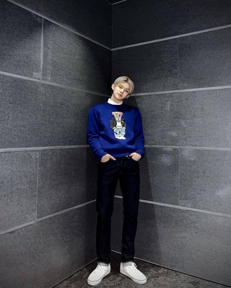 Mix and Match Jeans ala Member TXT (instagram.com/hueningkai_official)