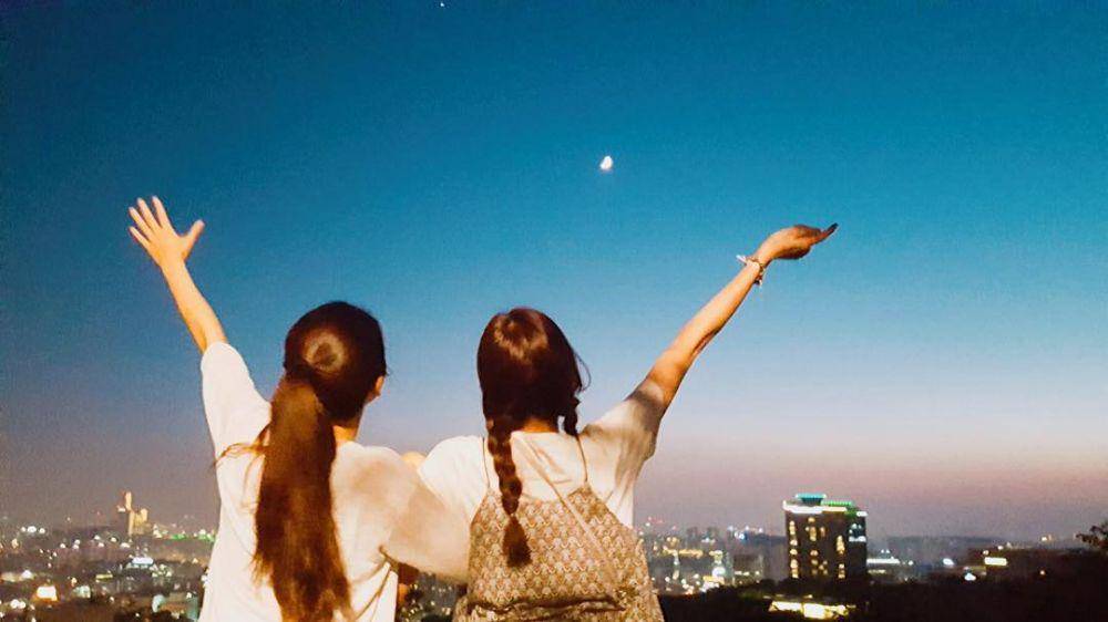 Chae Soo Bin dan Park Ju Hyun (instagram.com/charmgirl_1005)