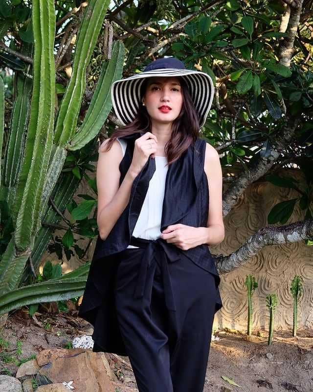 Nadine Chandradinata (instagram.com/nadinelist)