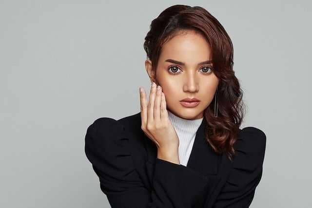 Angelica Simperler (instagram.com/angelicasimp.new)