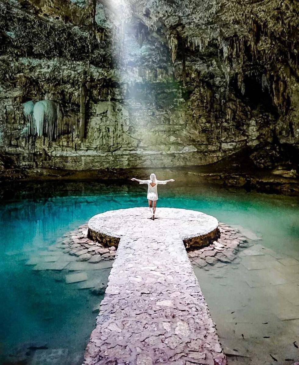 Cenote Ik Kill, Meksiko (instagram.com/reisblondie)