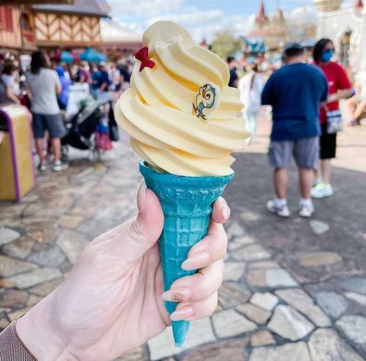 Dole whip (instagram.com/caitlingossenliving)