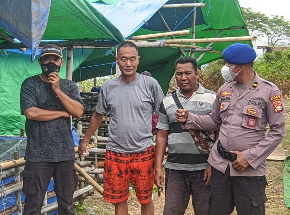 WNA China Ditangkap Gegara Budidaya Ubur-ubur Ilegal di Dompu