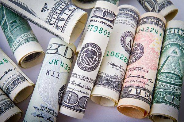 jenis aset sebagai perbedaan binary option dengan spot trading (pexels.com/@pixabay)