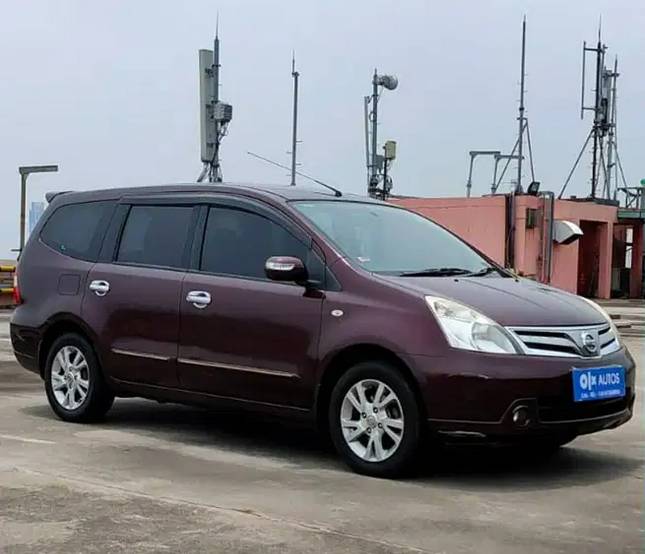Nissan Grand Livina bekas (OLX.co.id)