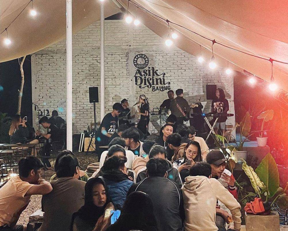 potret Kafe Balong (instagram.com/balongaja)
