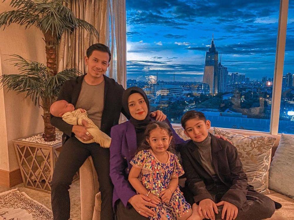 keluarga Fairuz A. Rafiq (instagram.com/fairuzarafiq)