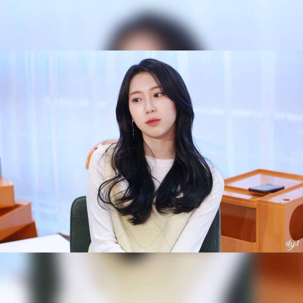 ELVA (instagram.com/fcenm_ily1)