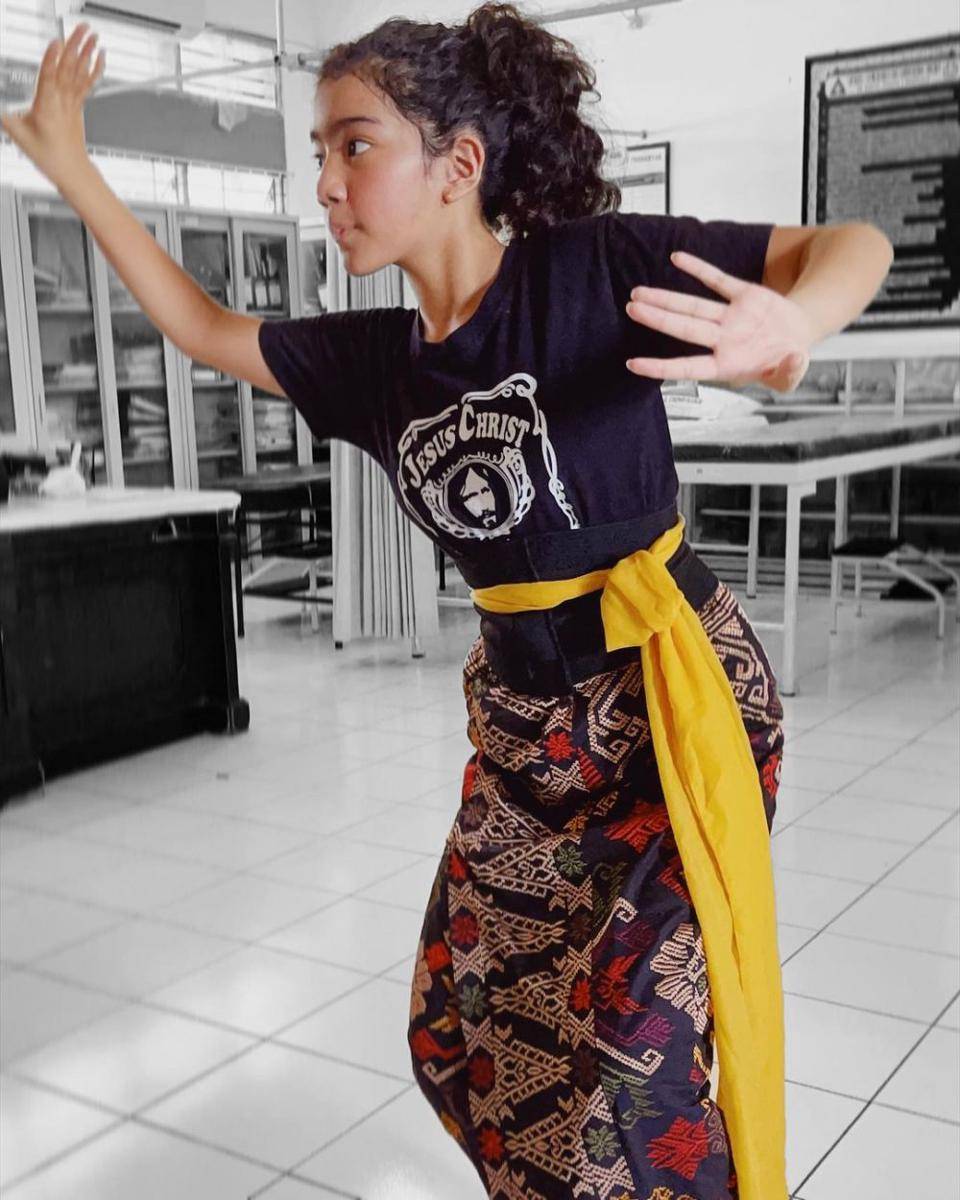 Leticia menggeluti tarian tradisional. (instagram.com/itssheilamj)