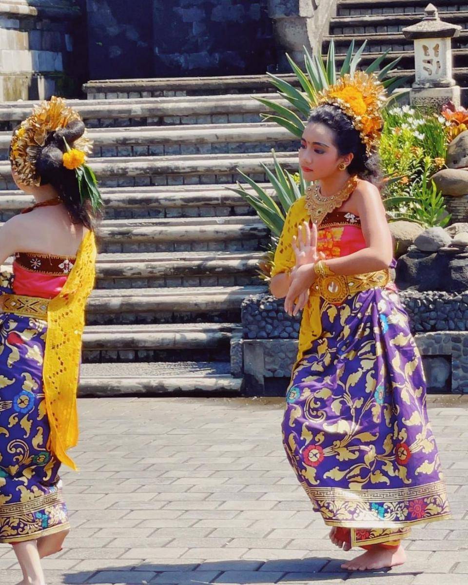 Leticia menggeluti tarian tradisional. (instagram.com/itssheilamj)