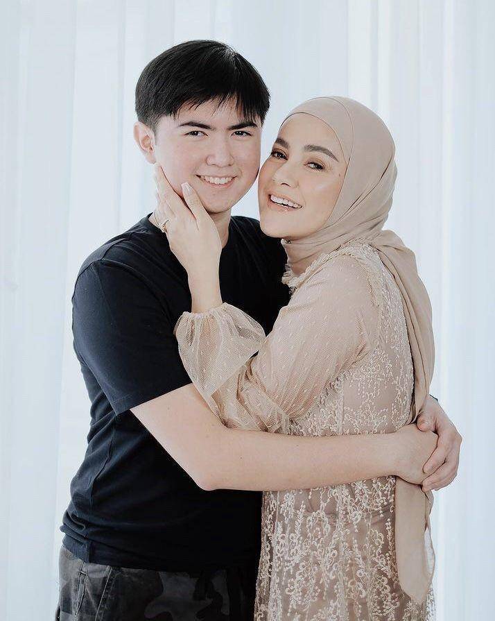 Olla dan Sean (instagram.com/ollaramlan)