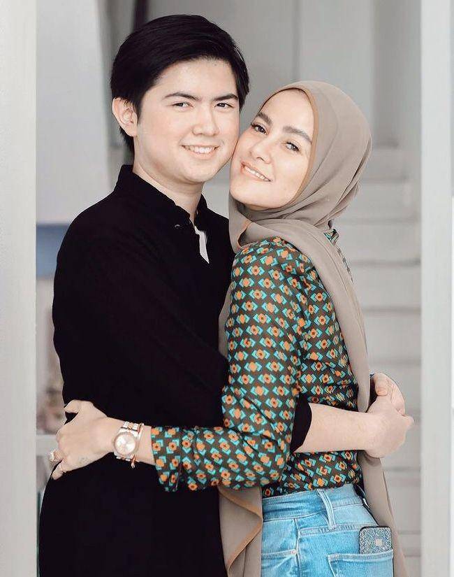Olla dan Sean (instagram.com/ollaramlan)