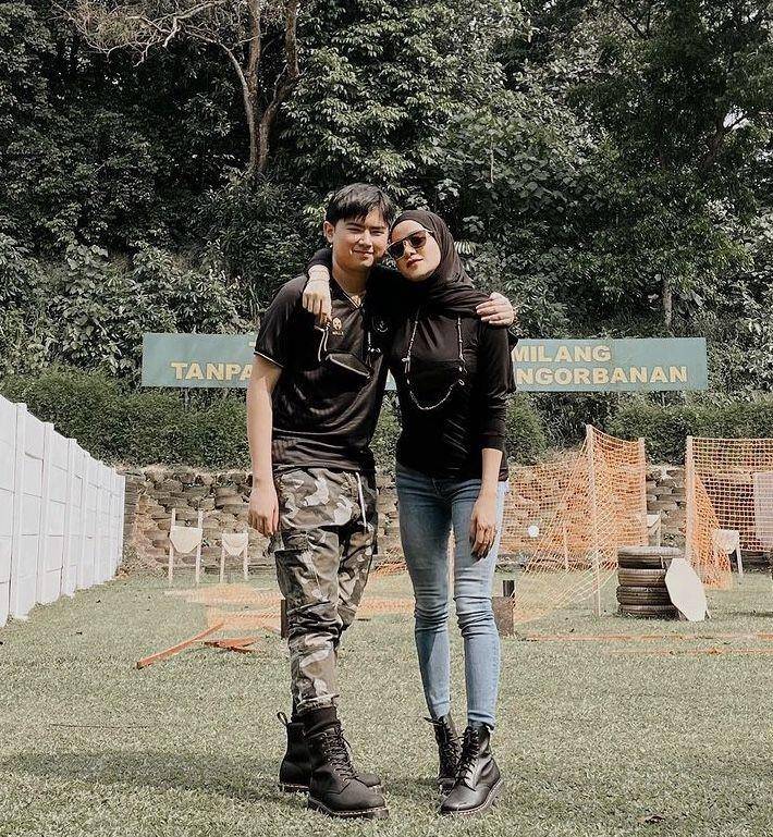 Olla dan Sean (instagram.com/ollaramlan)