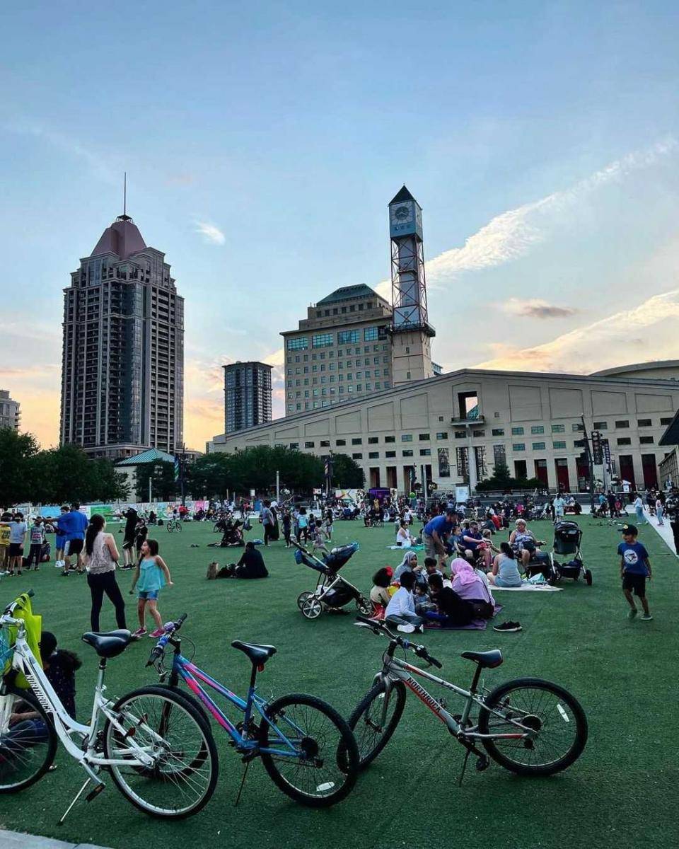 Celebration Square (instagram.com/kia_s_eyeview)