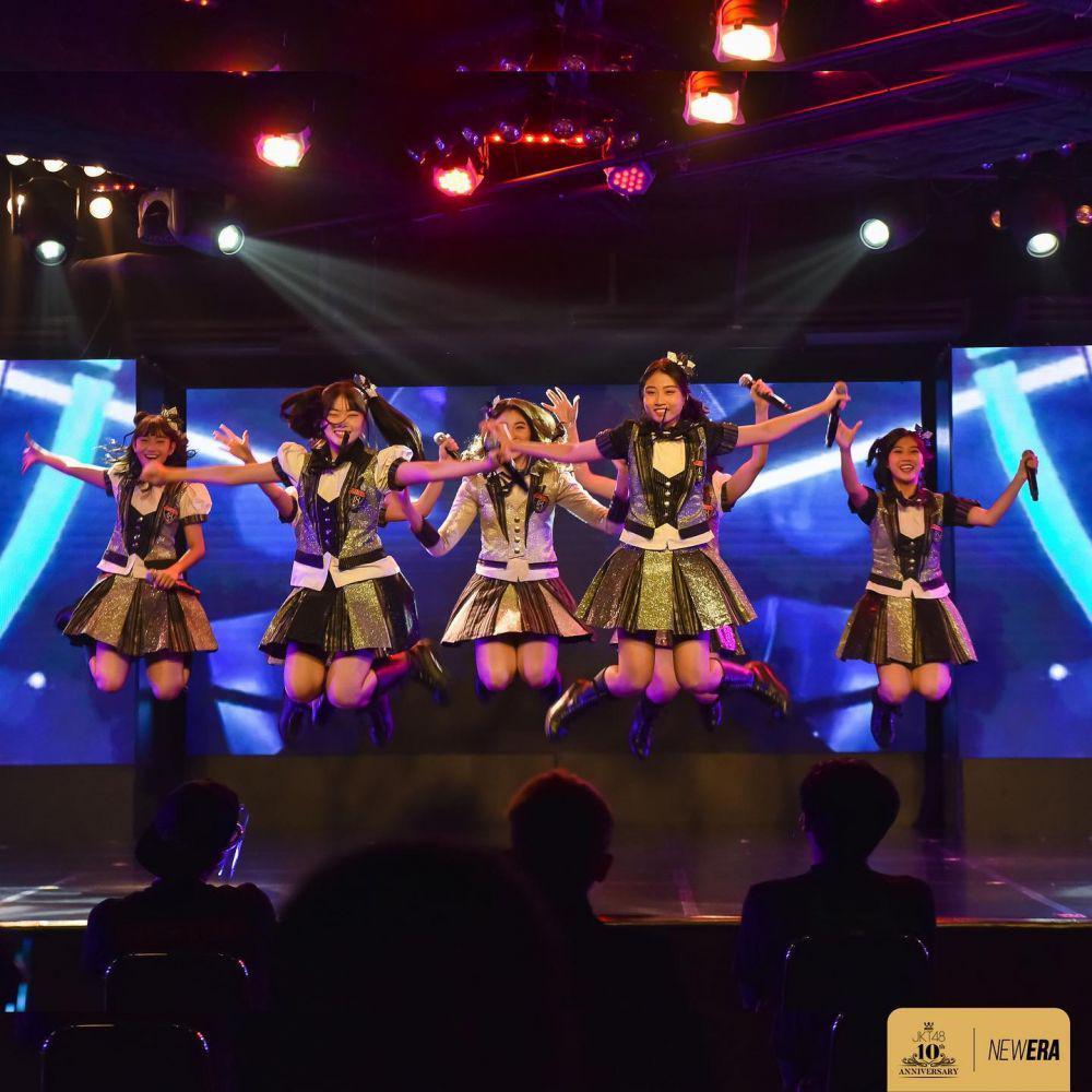 15 Lagu JKT48 Tentang Cinta dalam Diam, Ceria Padahal Sedih