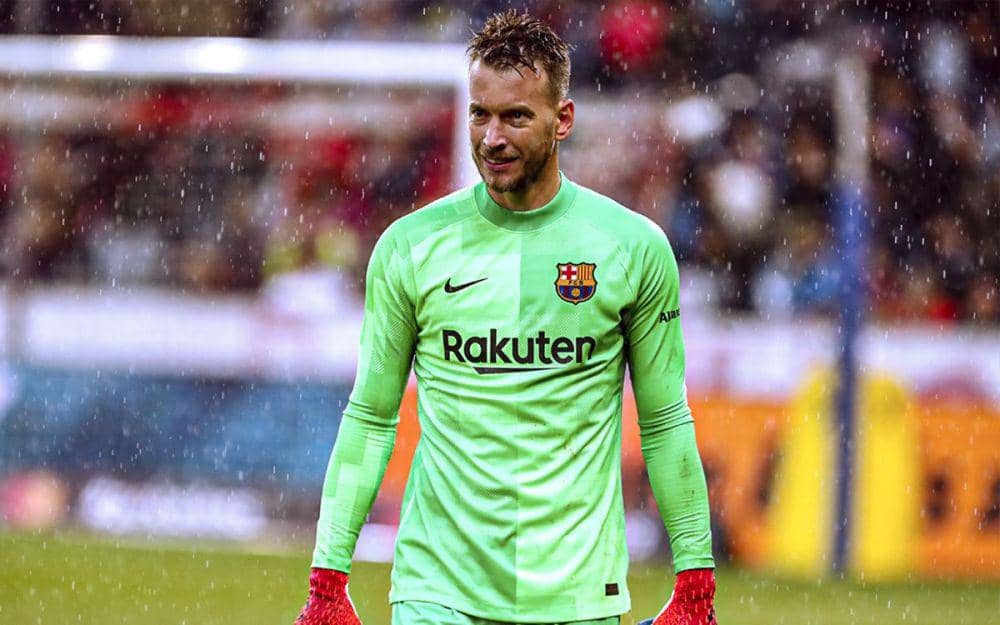 Neto (fcbarcelona.com)