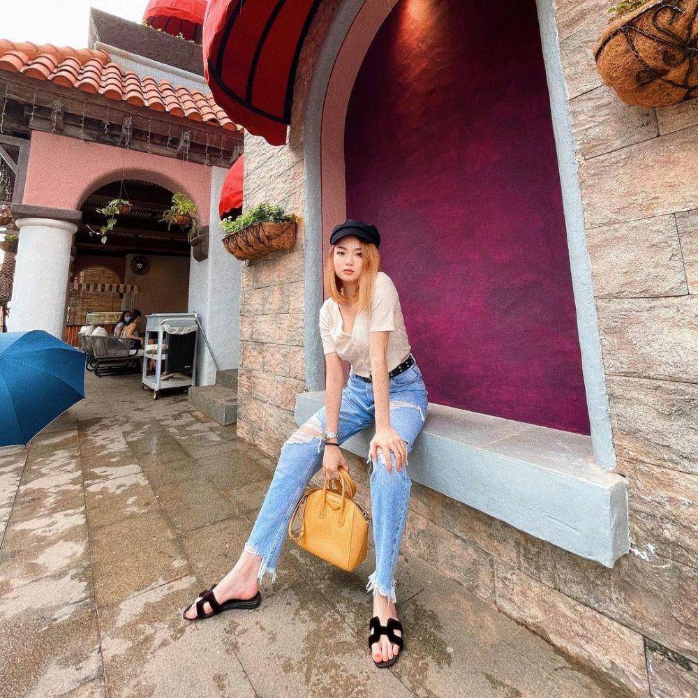 OOTD ala Vanessa Khong (instagram.com/vanessakhongg)