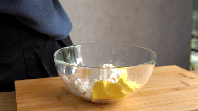 ilustrasi adonan mentega (dok. youtube.com/Luvita Ho)